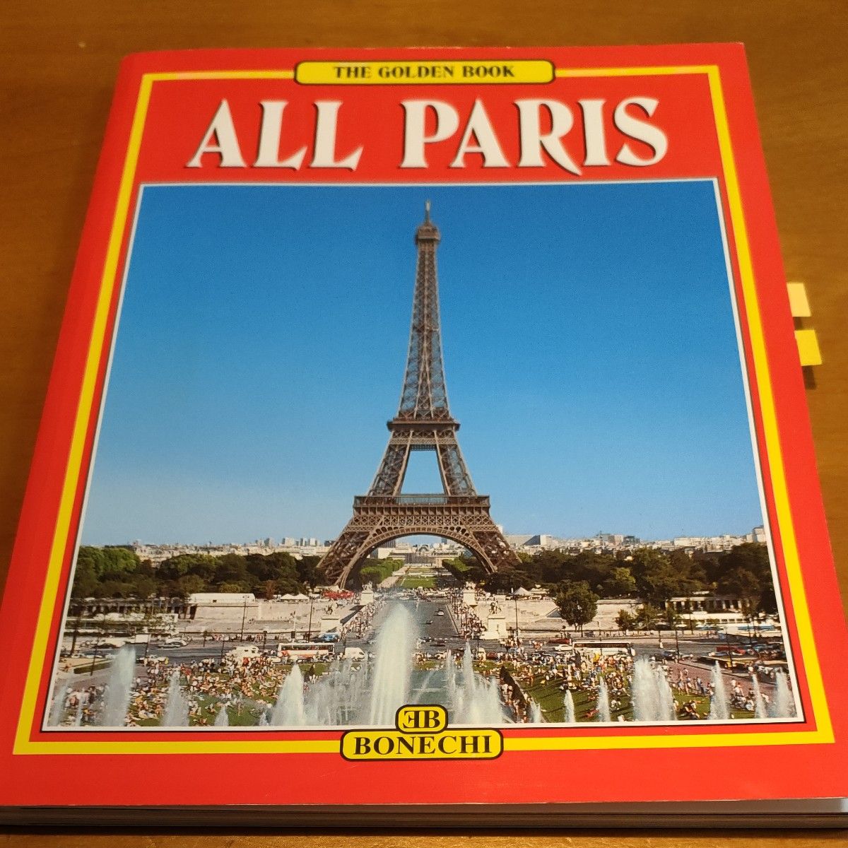 洋書英語版ALL PARIS THEGOLDEN BOOK パリガイドブック　170 COLOR illustrations