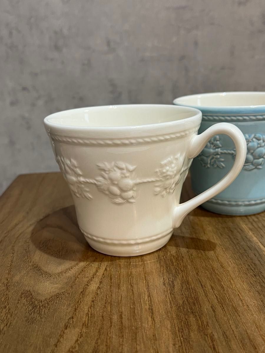 WEDGWOOD  ウェッジウッド ペア マグカップ フェスティビティ　アイボリー　 ブルー