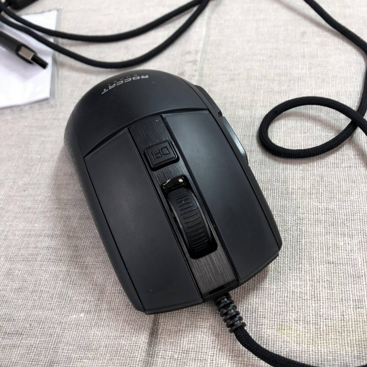 ROCCATge-ming мышь Burst Pro проводной USB черный / чёрный 
