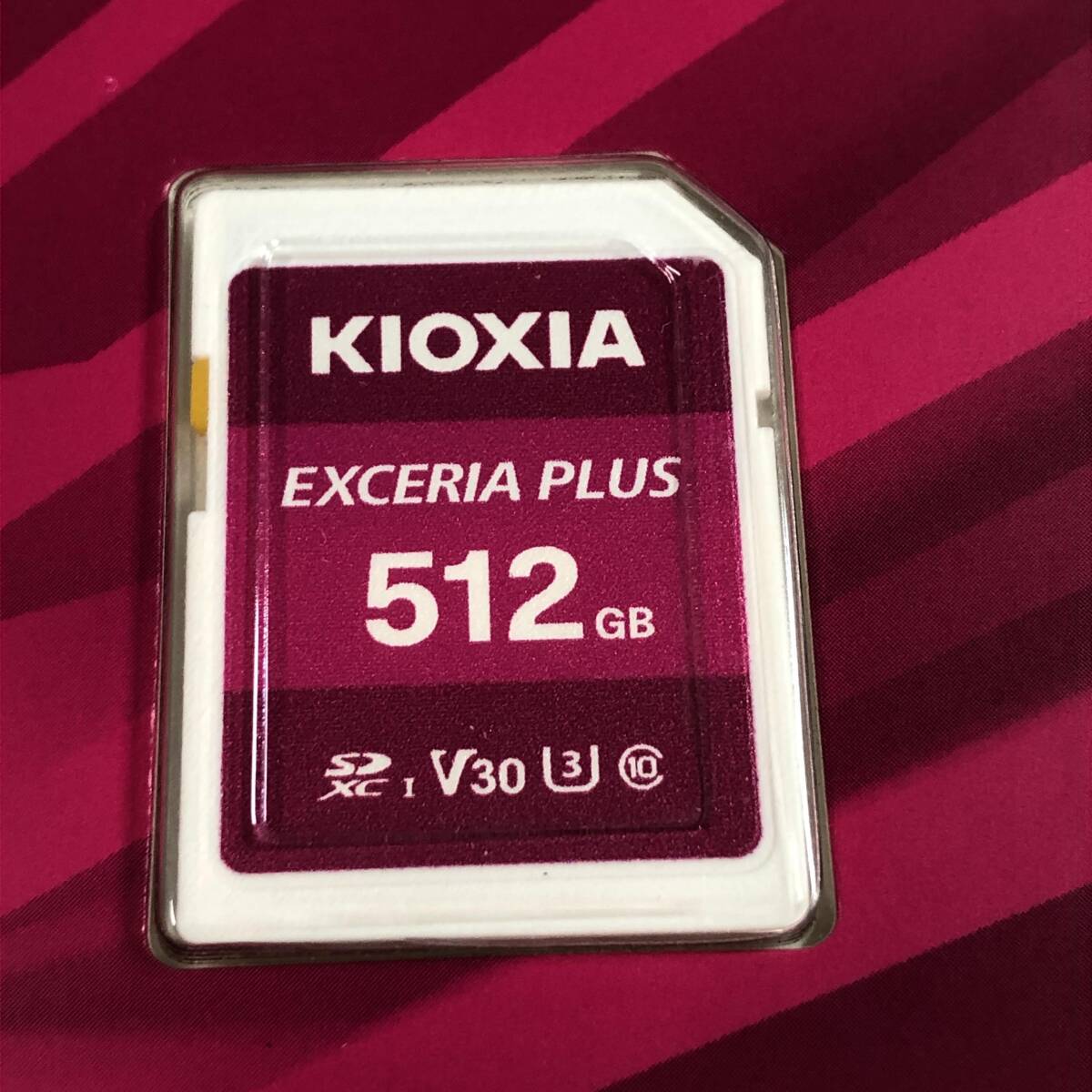 未開封　KIOXIA(キオクシア) 旧東芝メモリ SDカード 512GB UHS-I U3 V30 Class10 SDXC 最大読出速度100MB/s 日本製 KLNPA512G_画像4