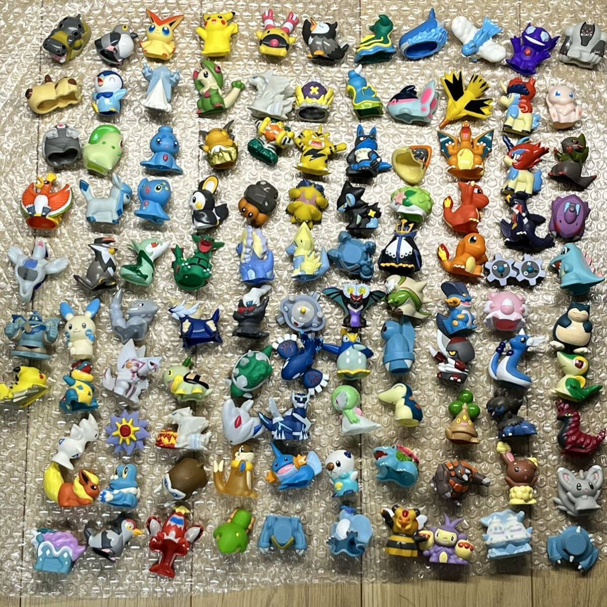 ポケモンキッズ ゆび人形 107体 大量まとめ売り Yahoo!オークション - ポケモンキッズ 107個まとめ売り