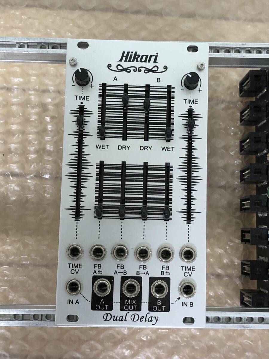 Hikari Instruments Dual Delay モジュラーシンセ　ユーロラック_画像1