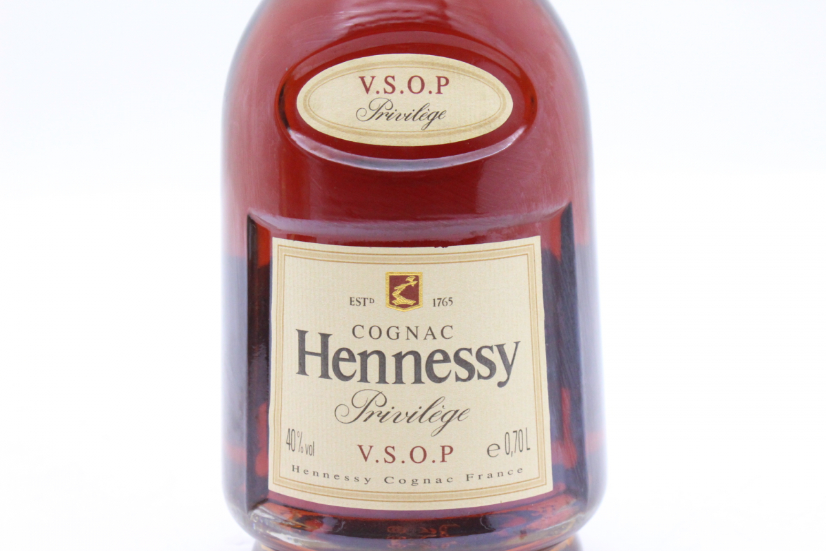 【ト石】 未開栓 Hennessy ヘネシー コニャック V.S.O.P. ブランデー 700ml 40% 古酒 洋酒 箱付き ECZ01EWH40_画像5