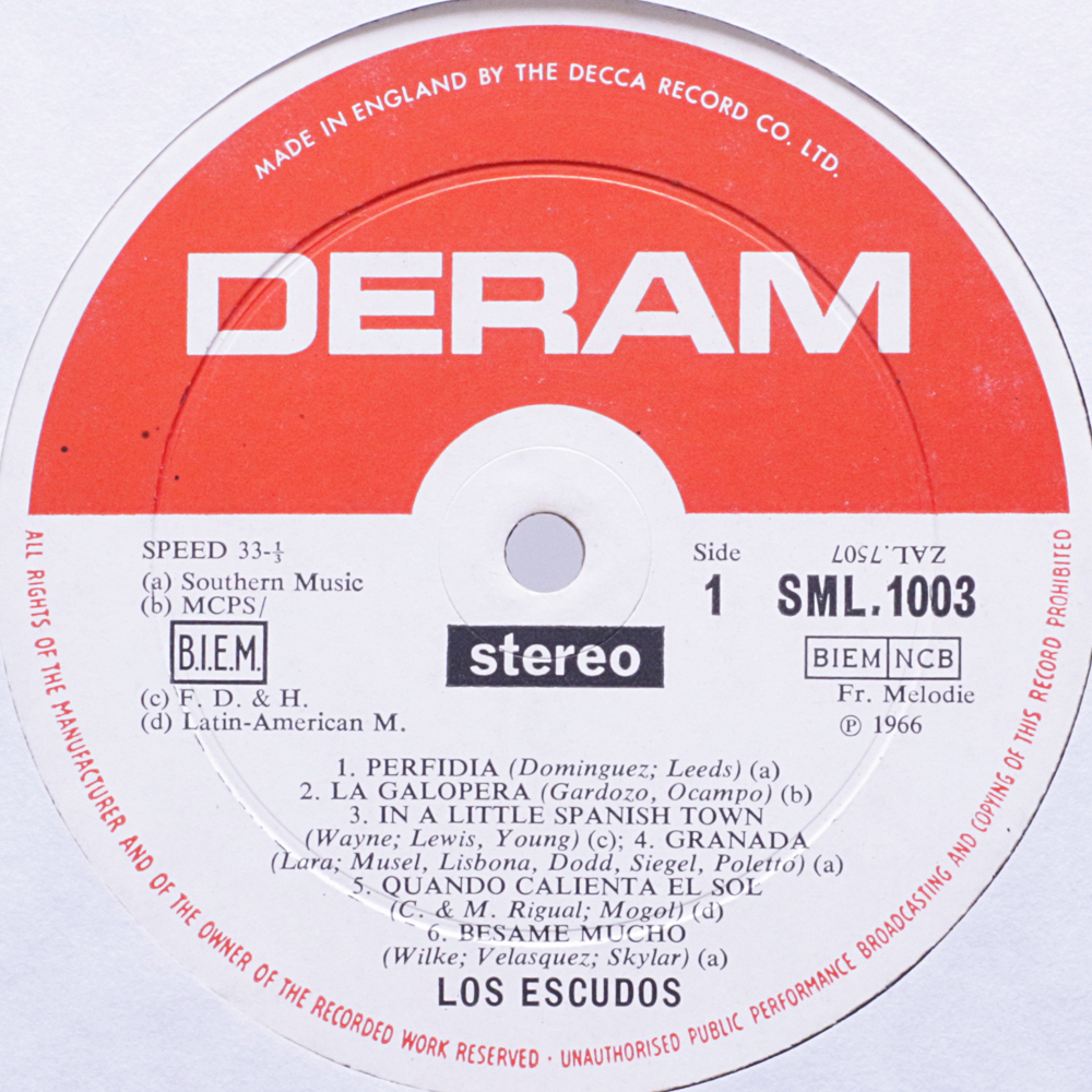 UK　Las Escudos / NEW LOOK AT LATIN　SML1003 '66　オリジナル盤　softrockっぽい曲もありました_画像3