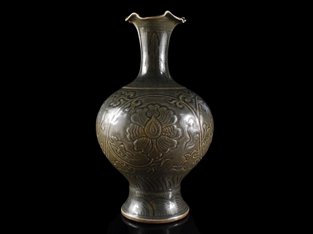 【雲】某名家委託品 中国古玩 唐物 青磁花彫刻花瓶 高さ34.7cm 古美術品(中国朝鮮美術)AA9873 OTvfd LBvcxs_画像1