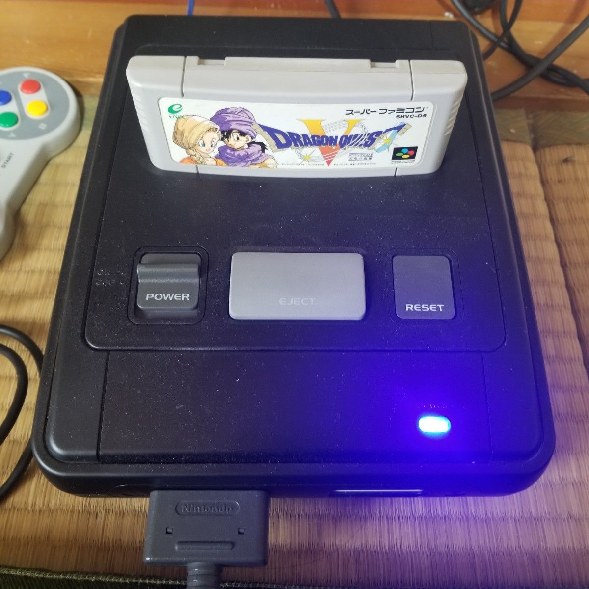 任天堂 スーパーファミコン本体  AVケーブル コントローラー ドラゴンクエストV セット