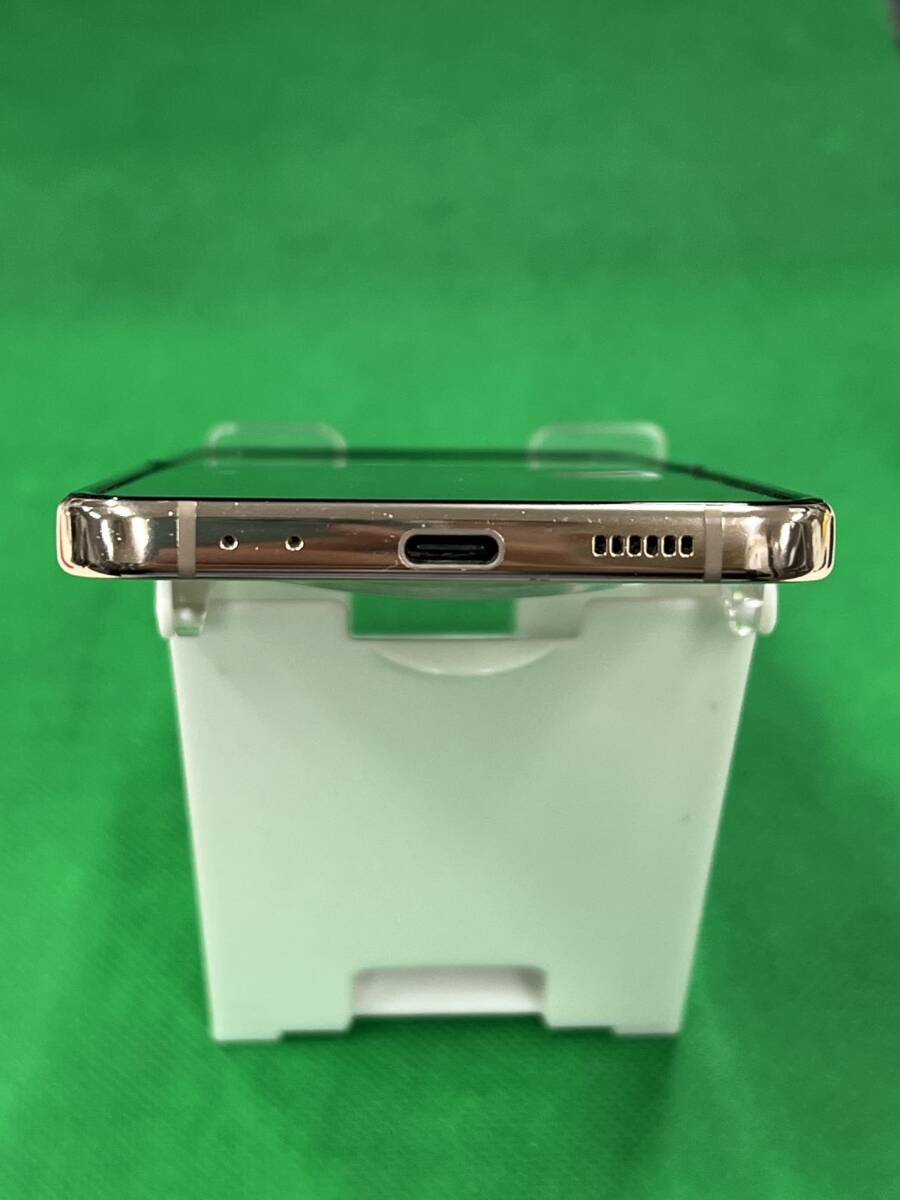 美品 SIMフリー Galaxy Z Flip4 SM-F721B Gold [8G/128GB] 海外版の画像7