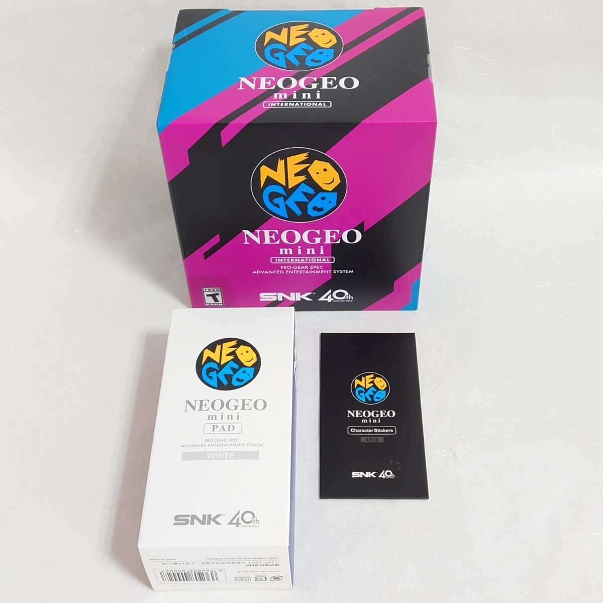  new goods unopened NEOGEO mini international Neo geo Mini Inter National version unopened PAD controller . sticker set free shipping 