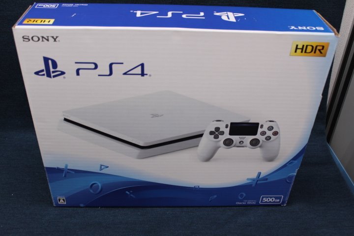 ○SONY PlayStation4 500GB CUH-2200AB02 動作保証 PS4/プレステ4/プレイステーション4/ソニー グレイシャー・ホワイト_汚れキズあり