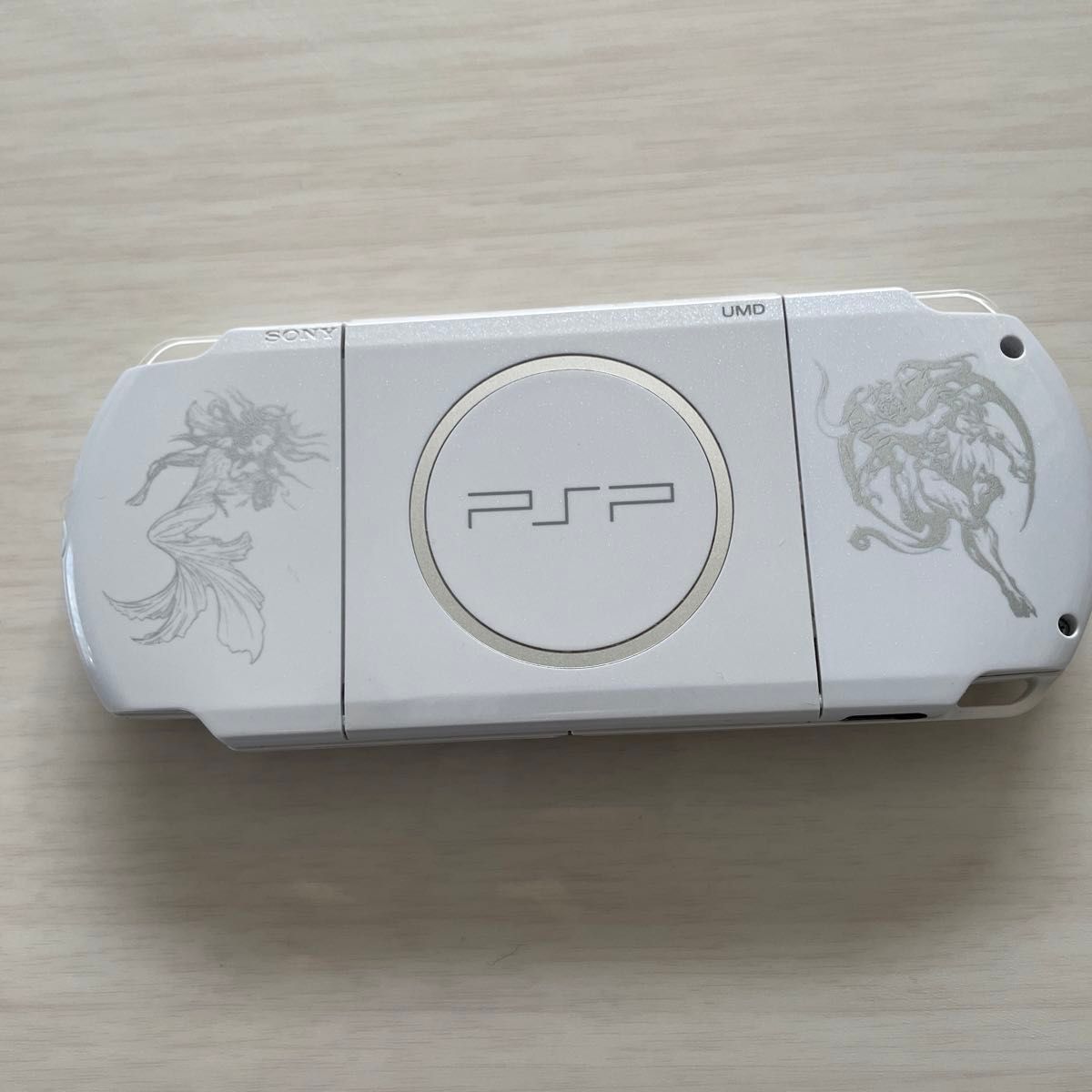 限定品】 PSP-3000 FFディシディア 20thモデルとソフト3点 限定品】 PSP-3000 FFディシディア 20thモデルとソフト3点