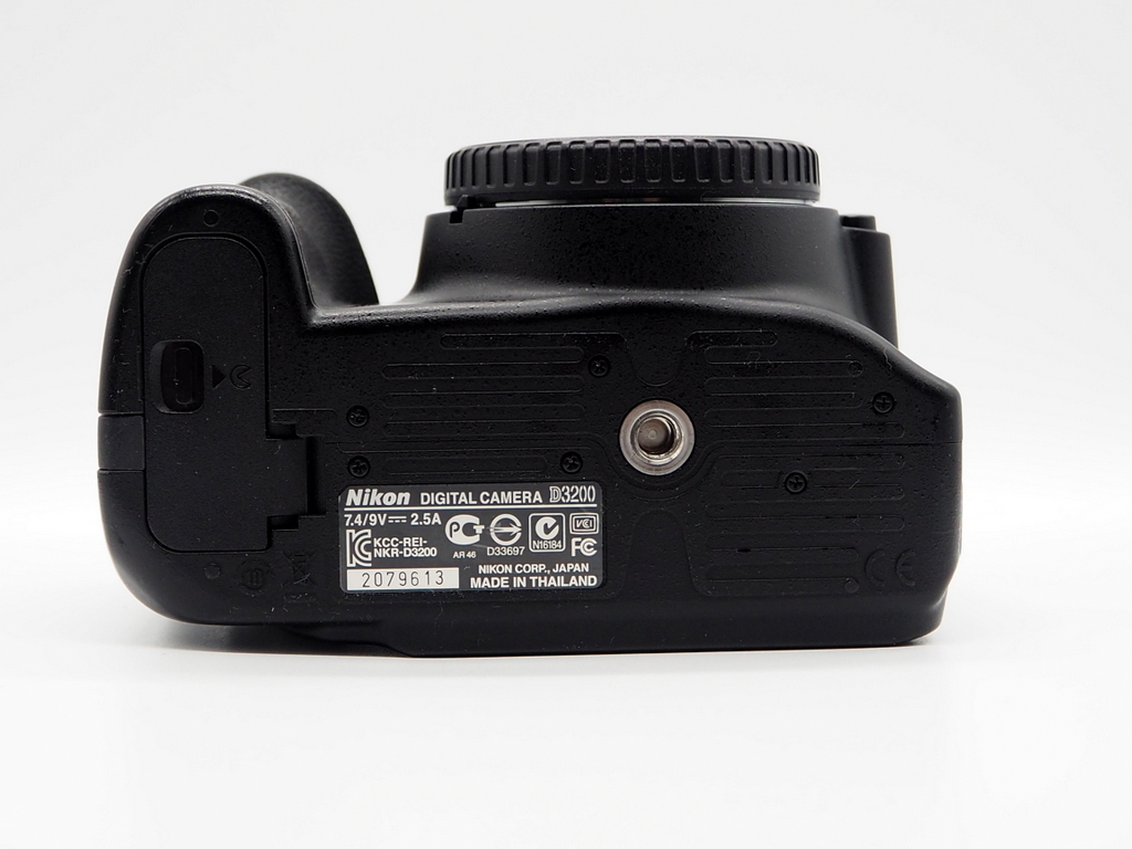 美品 ニコン Nikon D3200 ブラック SIGMA シグマ 18-50mm F3.5-5.6 DC HSM レンズ付属 ショット数5430_画像5
