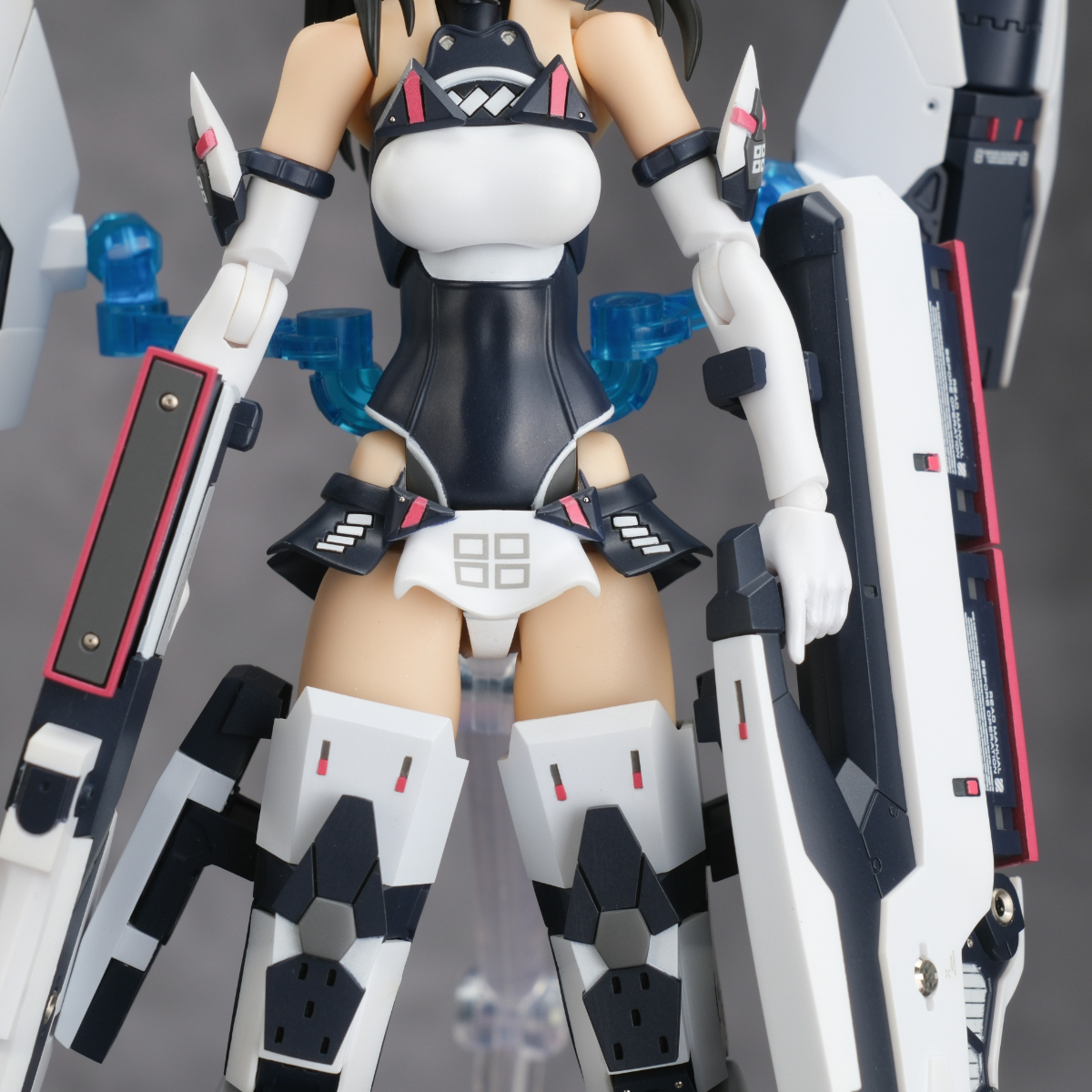 吾妻 楓 改修 オリジナル塗装 完成品 メガミデバイス コトブキヤ 吾妻 楓 改修 オリジナル塗装 完成品 メガミデバイス コトブキヤ