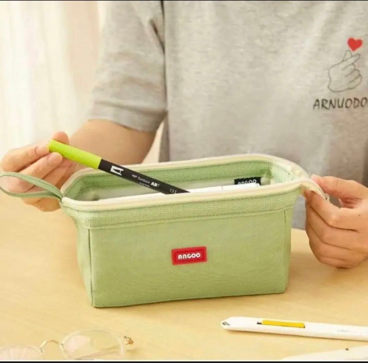 大容量人気 ペンケース 筆箱  シンプル 大きい 文房具 筆記用具　グリーン R012