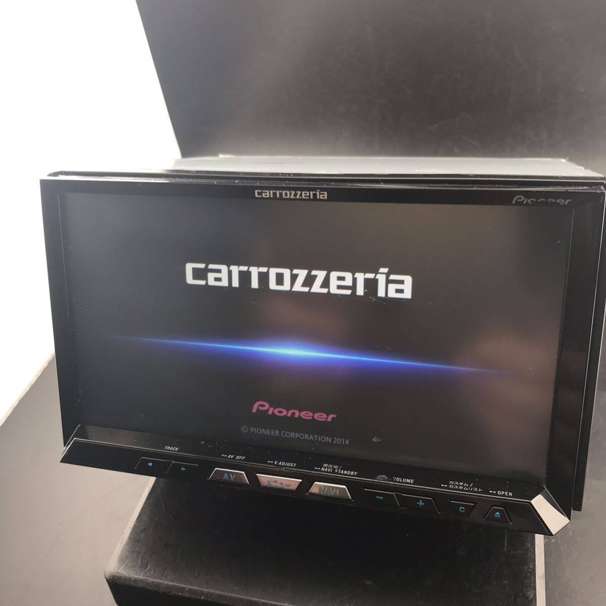 即決★carrozzeria 2012年製★地デジ/SD/Bluetooth/DVD/CD AVIC-ZH99の画像1