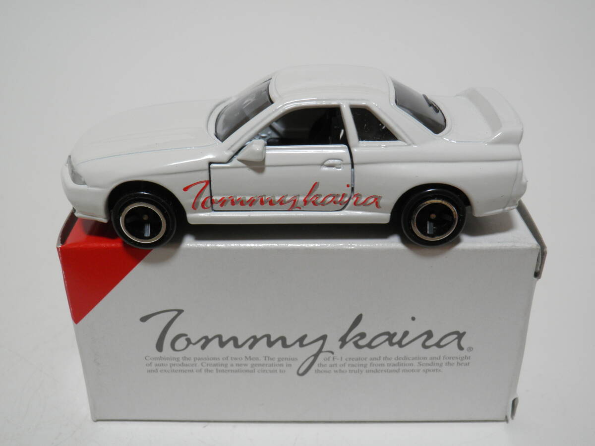 トミカ 20-6 R32 スカイラインGT-Ｒ W Tommy Kaira特注の画像3