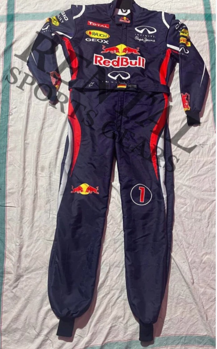 海外 高品質　送料込み　セバスチャン・ベッテル　2012　F1　　 レーシングスーツ　サイズ各種 レプリカ カスタム対応