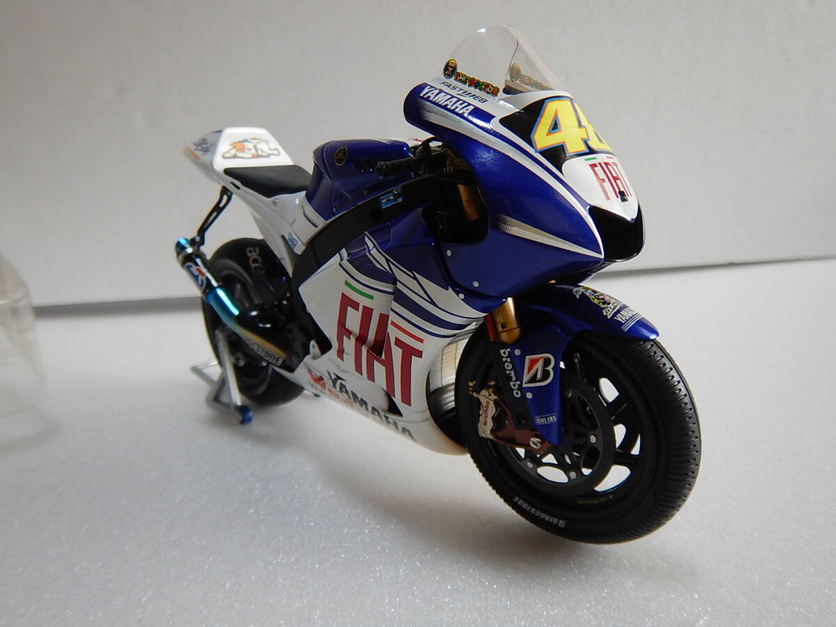 MINICAMPS製 1/12 YAMAHA YZR-M1・Valentino Rossi Fiat Yamaha MINICAMPS製 1/12 YAMAHA YZR-M1・Valentino Rossi Fiat Yamaha