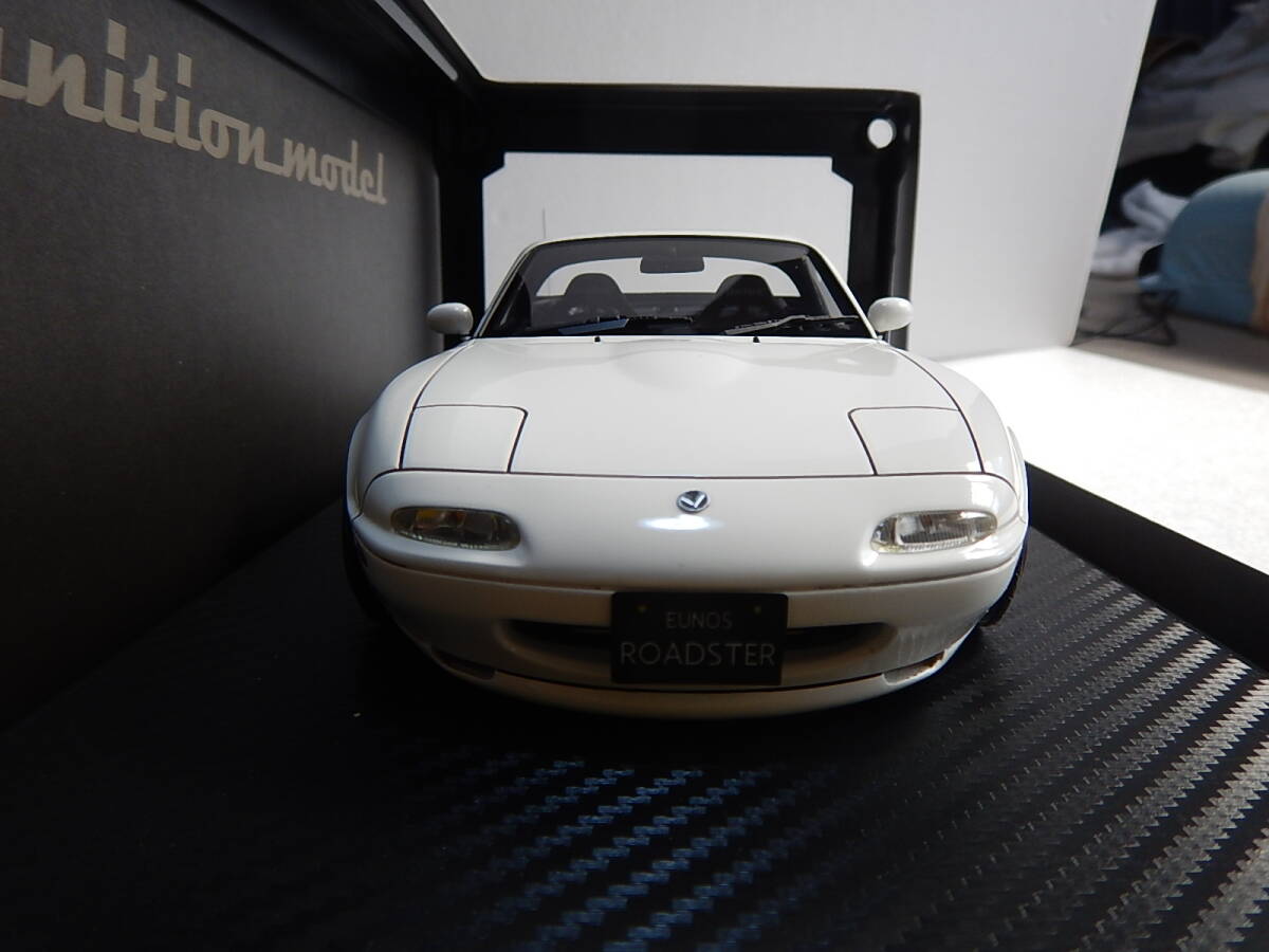 ignition model 1/18 Eunos Roadster （NA） White 0663 ハードトップ仕様の画像4