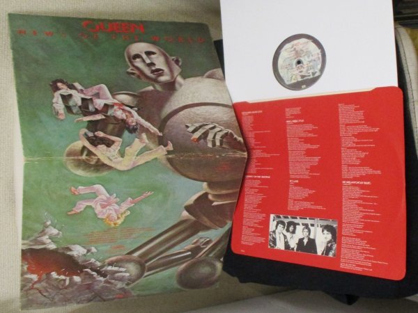 ☆MINT- 彡 英國盤 Queen News Of The World [ UK ORIG '77 EMI EMA 784 ] We Are The Champions_画像1
