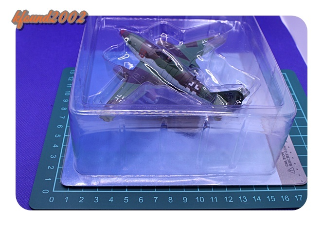 日本陸海軍機大百科 メッサーシュミット　Me262A-１a　模型　アシェットコレクションジャパン社製_画像7