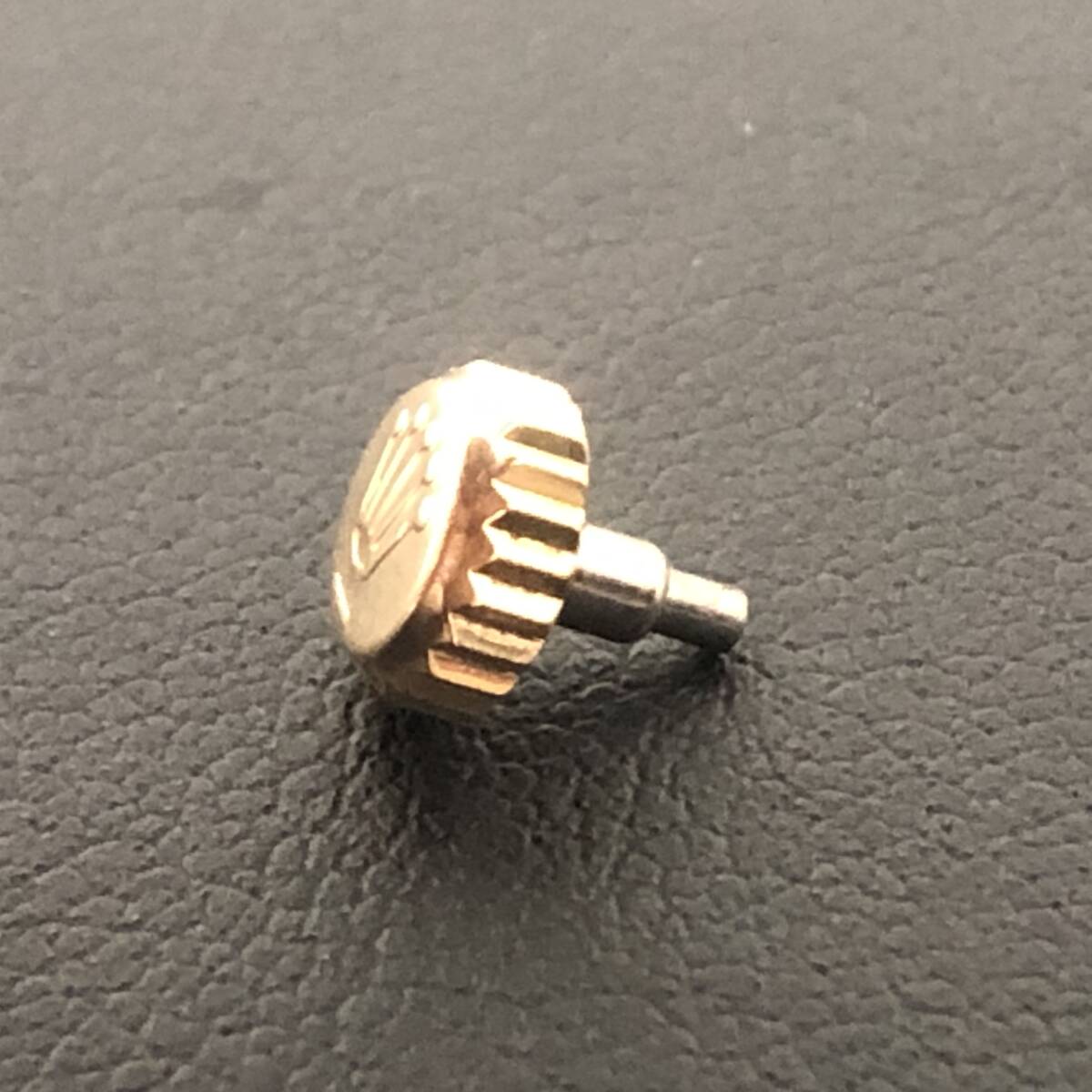 【5000円スタート】ROLEX ロレックス 純正 竜頭 リューズ K18 6ｍｍ 604-8 パーツ デイトジャスト 16013 16014 1600 1601 レターパック発送_画像3