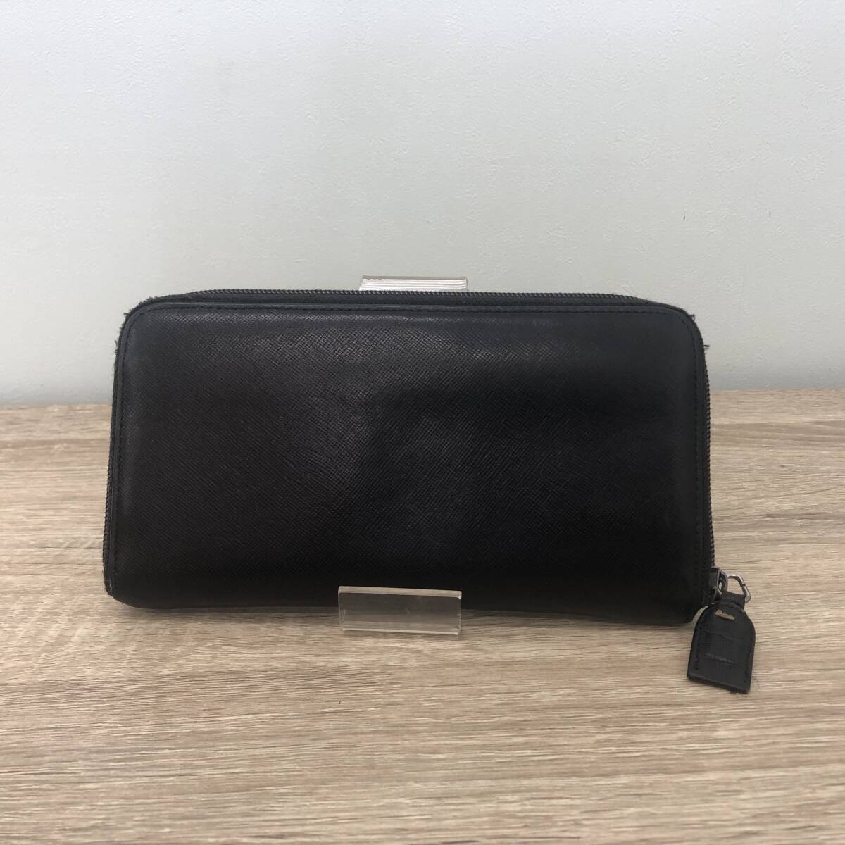 【1000円スタート】PRADA プラダ ラウンドファスナー長財布 M506 ブラック 三角プレート メンズ レディース レターパックプラス発送_画像5