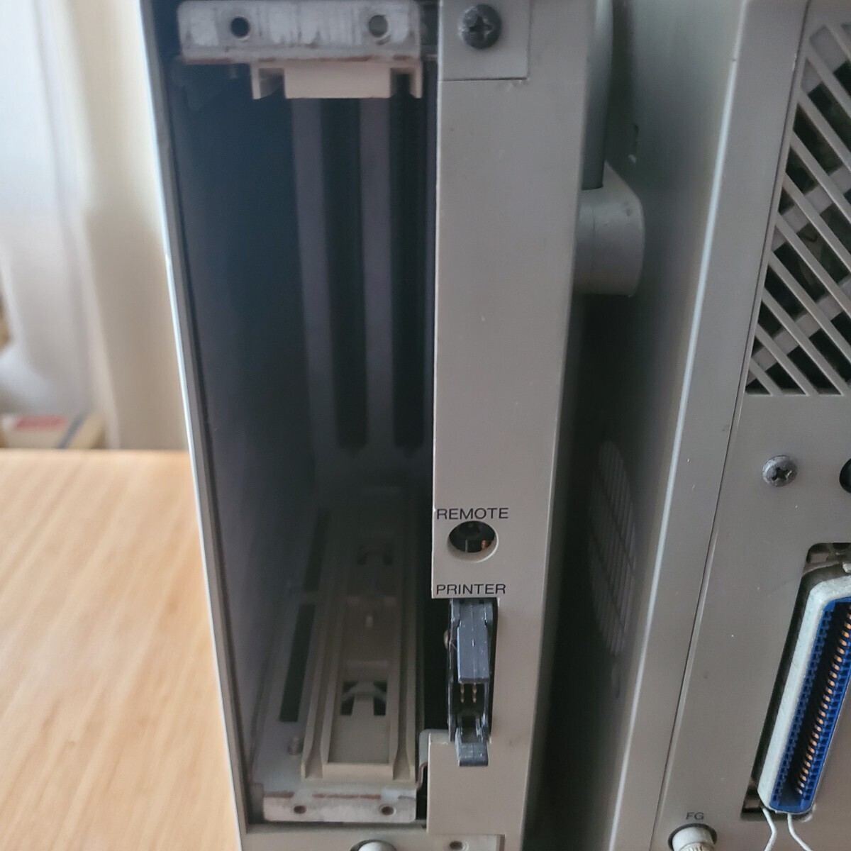 Yahoo!オークション - SHARP X68000 本体のみ 電源のみ動作確認 Yahoo!オークション - SHARP X68000 本体のみ 電源のみ動作確認