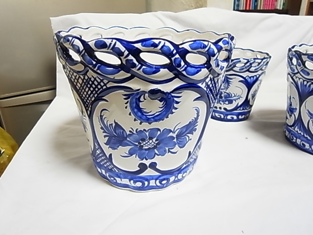 優良古物　ポルトガル陶器　三つ重ね鉢　豪華な絵付け_画像4