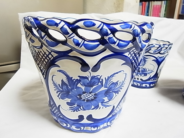 優良古物　ポルトガル陶器　三つ重ね鉢　豪華な絵付け_画像2