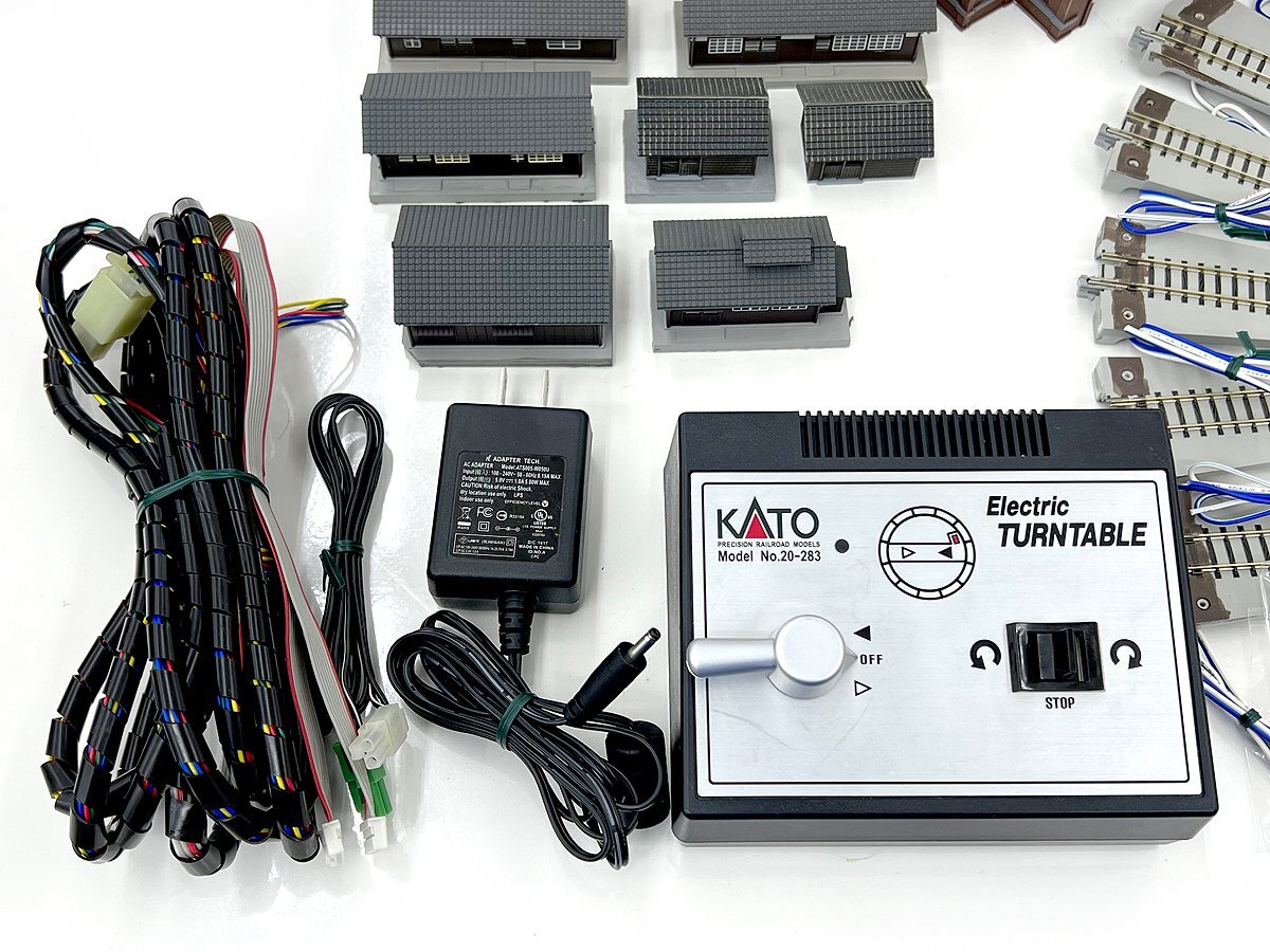 KATO ユニトラック電動ターンテーブル20-283 扇形機関庫23-240 KATO ユニトラック電動ターンテーブル20-283 扇形機関庫23-240