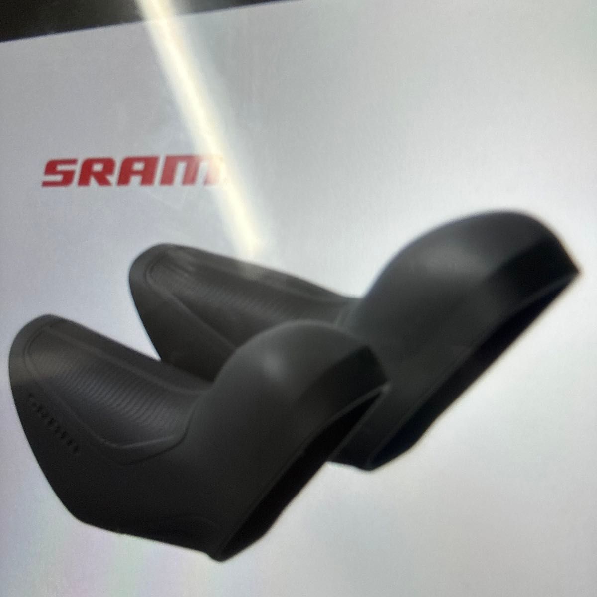 スラム（SRAM）　スラムブラケット　フードカバー 11S eTap メカニカルレバー用