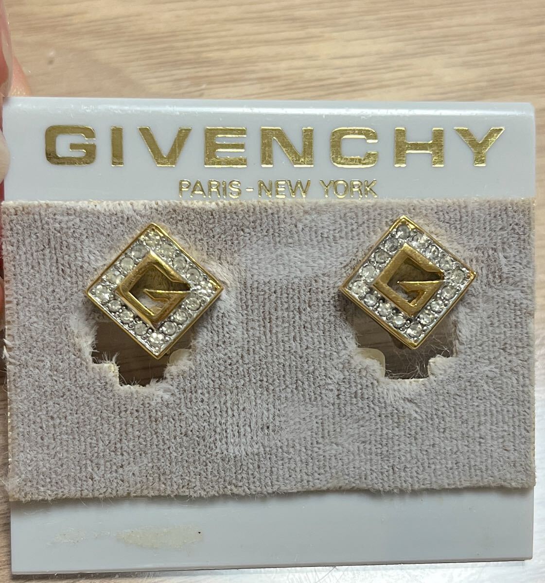 美品◇GIVENCHY◇ジバンシー◇ビジューゴールドイヤリング◇の画像2