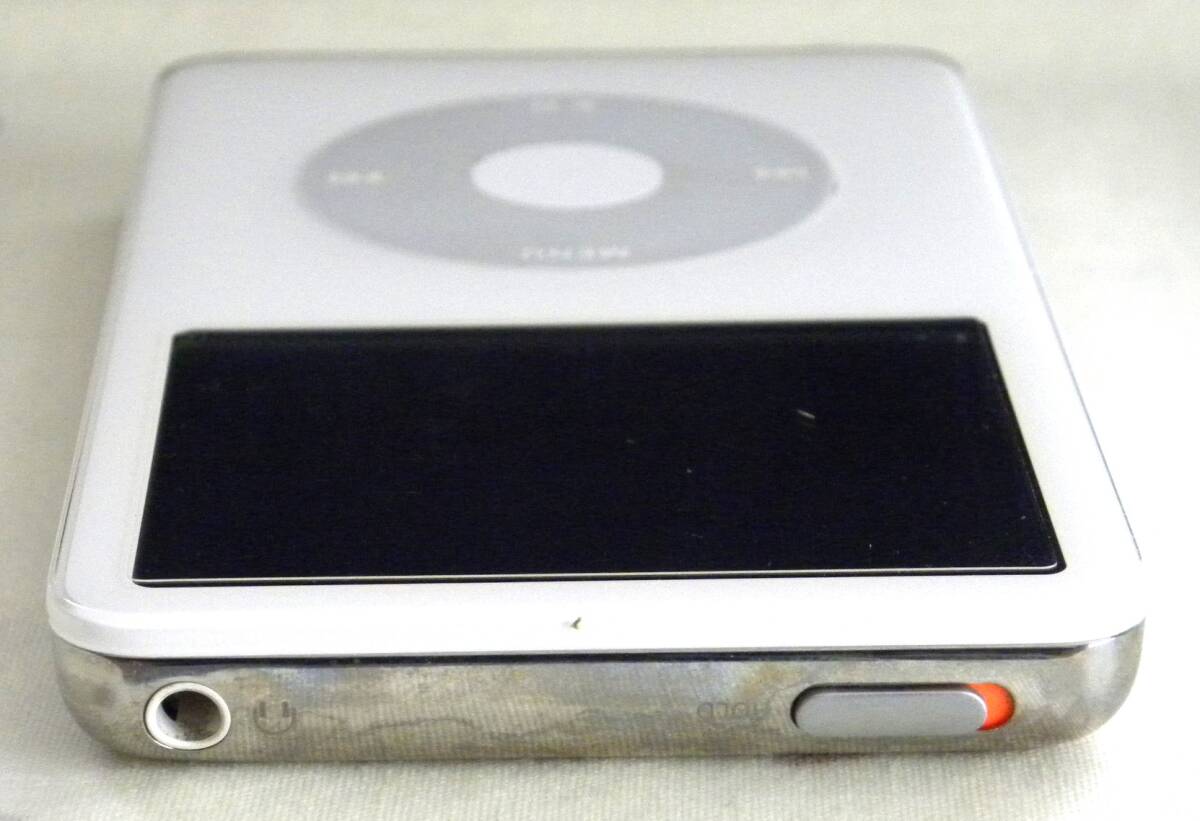Apple iPod classic 新品バッテリー SSD 128GB A1136（白） 動作品　送料全国一律無料_画像8