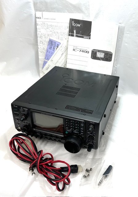 【中古品】(※動作未確認)アイコム　ICOM　トランシーバー　IC-7400【送料別】FD1005_画像1