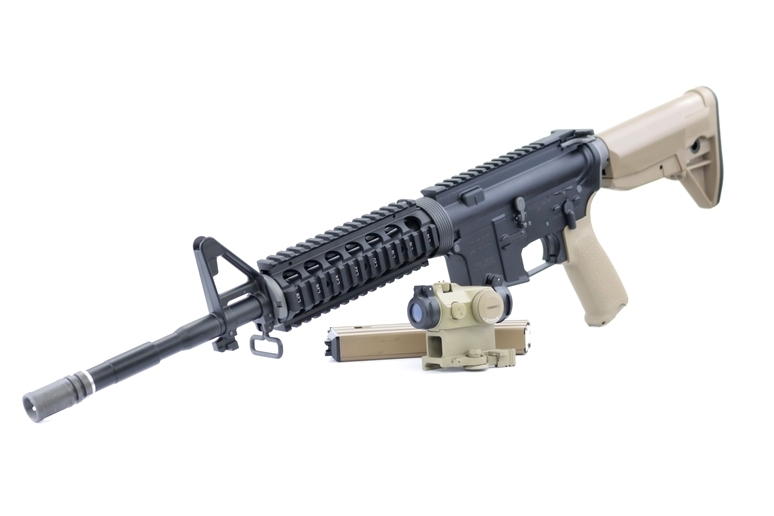 We-Tech M4 RIS BCMカスタム オープンボルト ガスガン ドットサイト付 ツートン_画像6