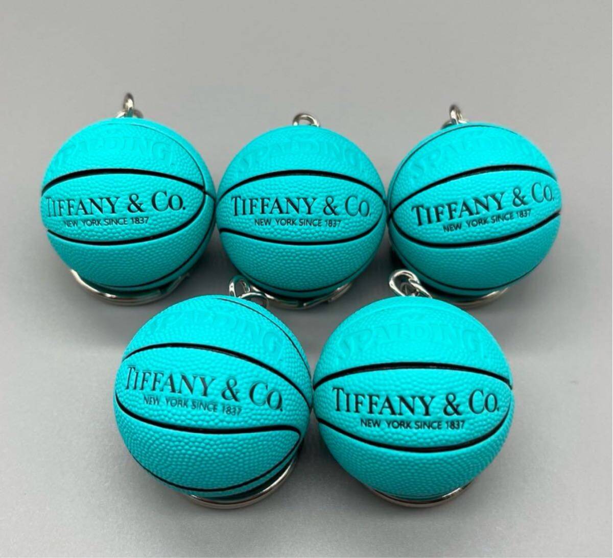 5点セット Tiffany&Co バスケットボールキーホルダー 新品_画像1