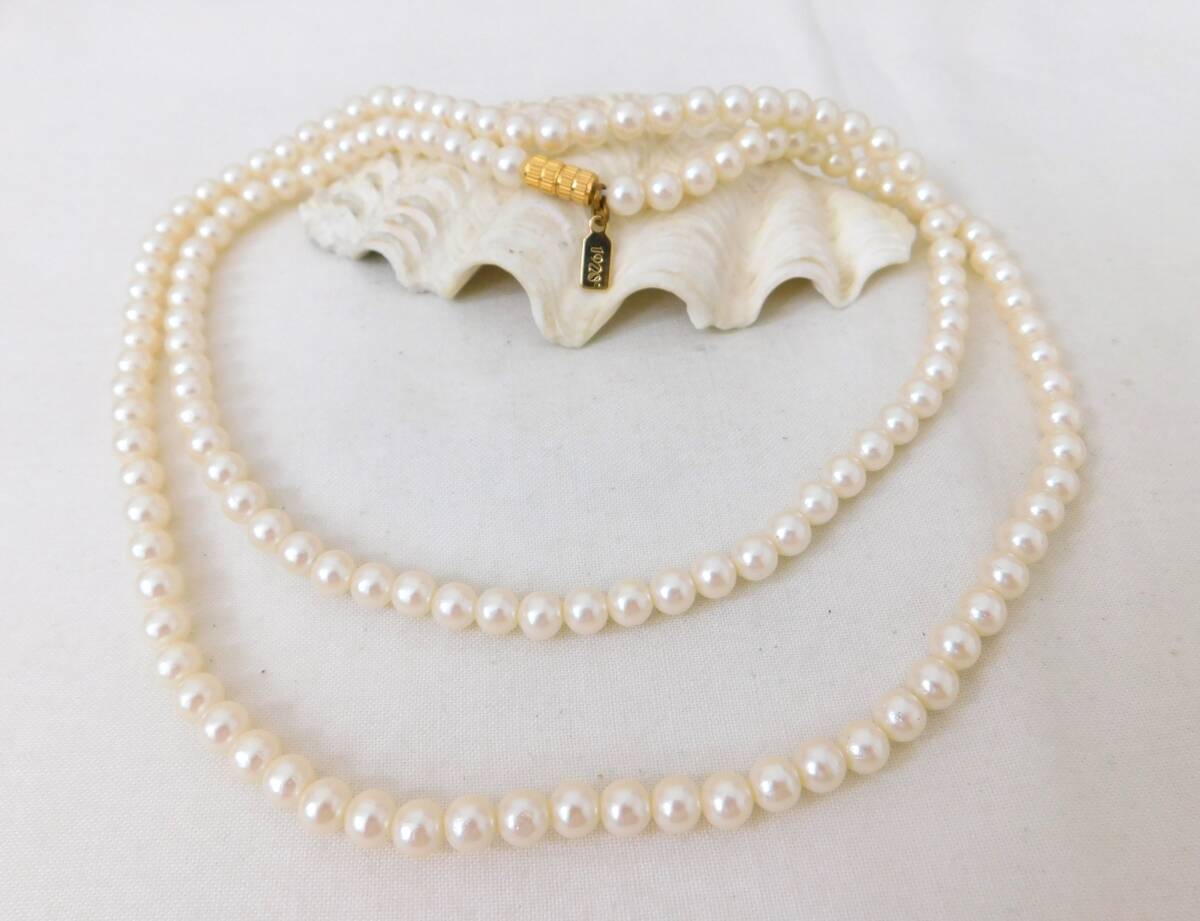  Vintage 1928 stamp brilliancy. beautiful small bead Faux pearl 1 ream. old simple . necklace . have postage 120