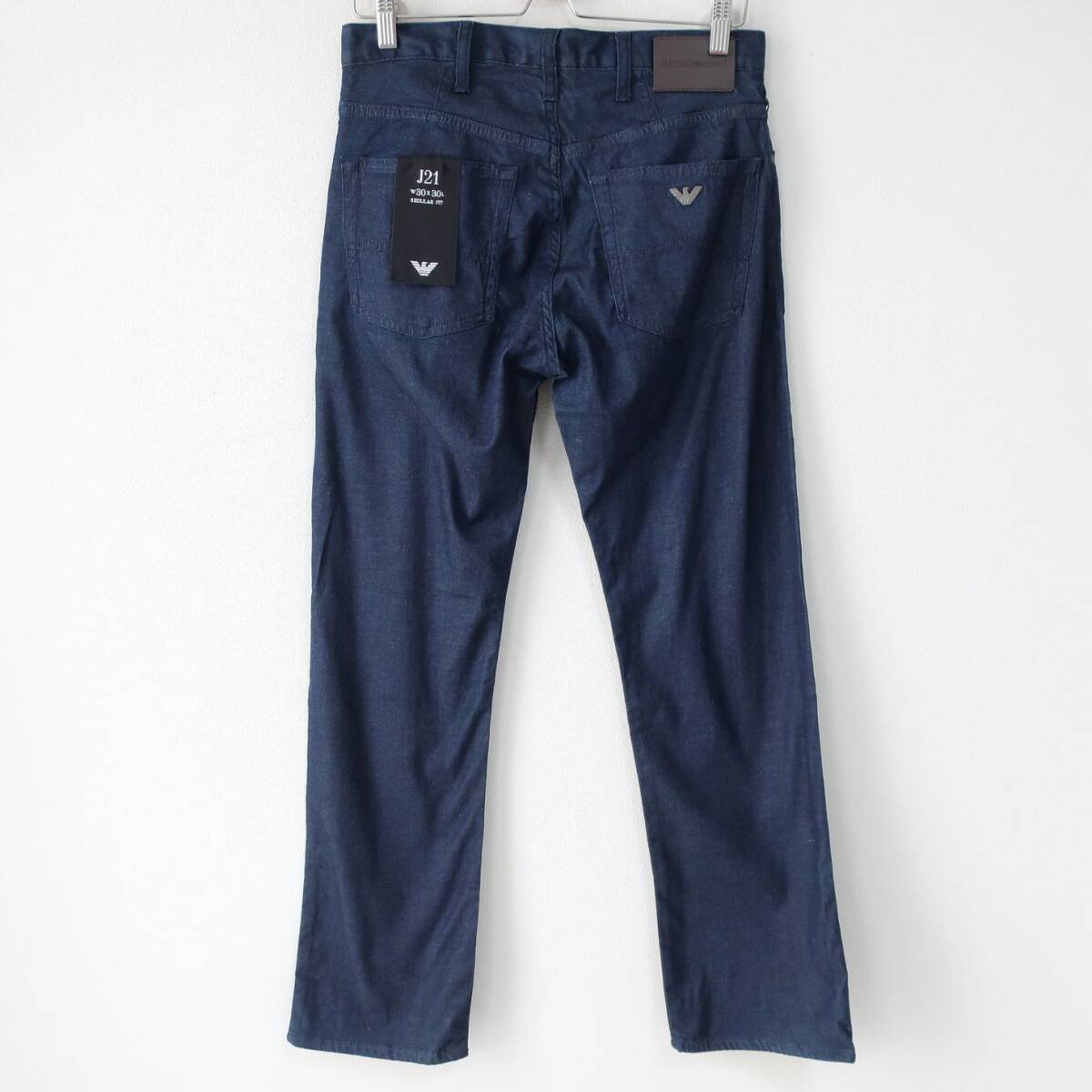 新品 EMPORIO ARMANI 定番 レギュラーフィット J21 ジーンズ 新品 EMPORIO ARMANI 定番 レギュラーフィット J21 ジーンズ