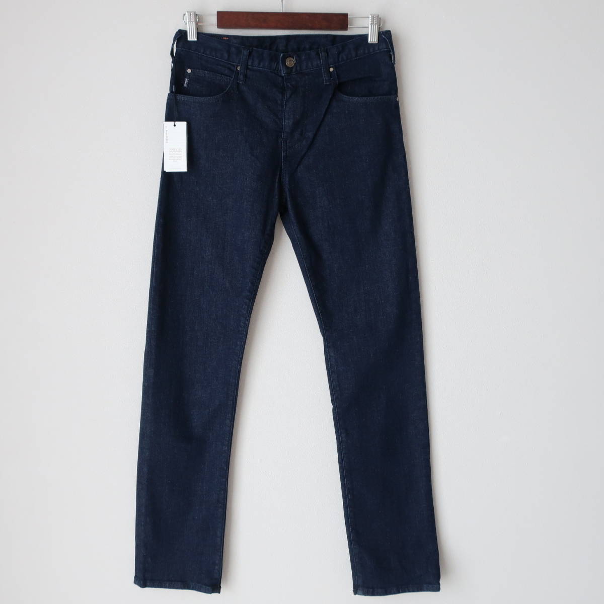 新品タグ付き アルマーニ ジーンズ ARMANI JEANS J45 極上美脚 新品タグ付き アルマーニ ジーンズ ARMANI JEANS J45 極上美脚