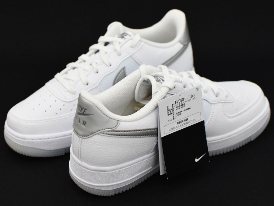 未使用 新品 NIKE エア フォース 1 AIR FORCE 1 GS 24cm FV3981 100