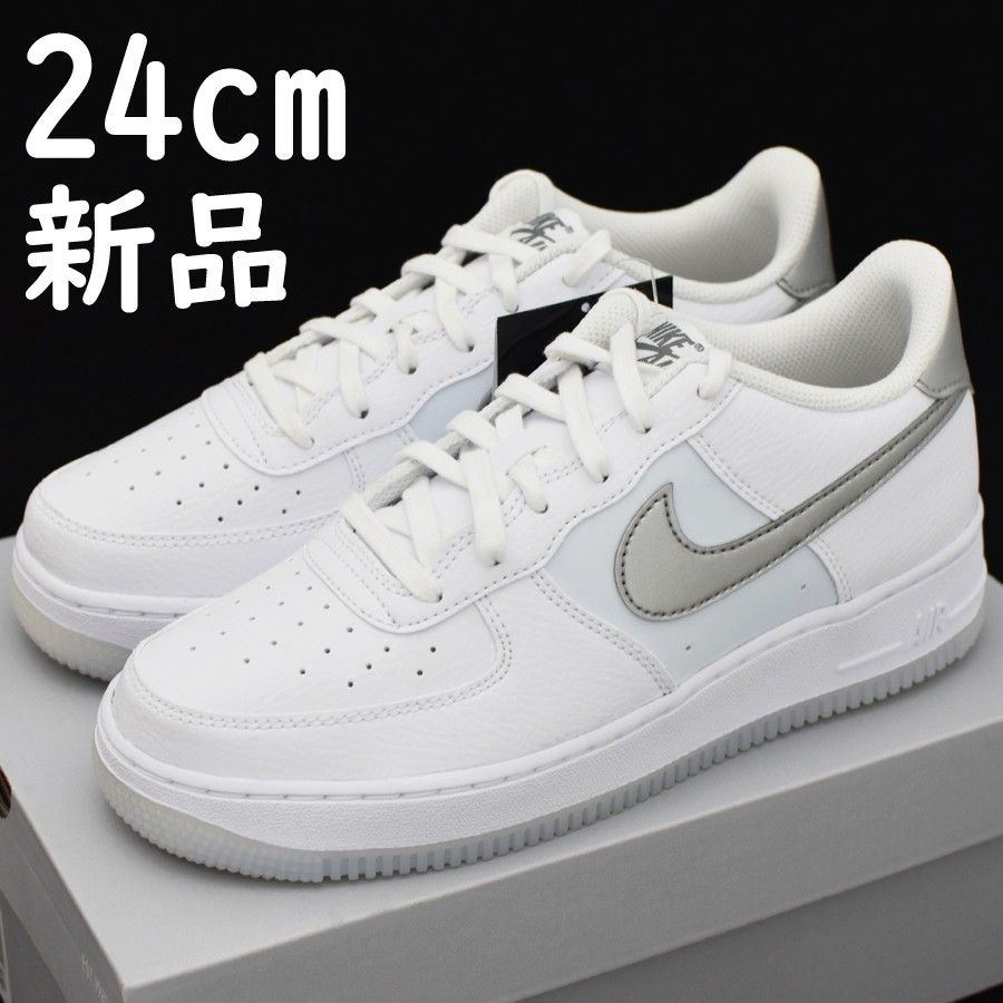 未使用 新品 NIKE エア フォース 1 AIR FORCE 1 GS 24cm FV3981 100