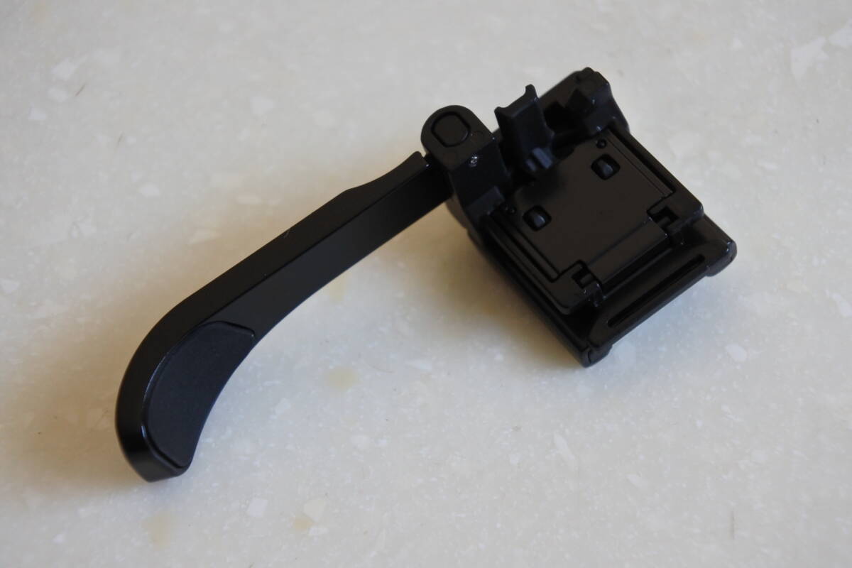 ほぼ新品 SONY RX1シリーズ 純正サムグリップ TGA-1 極上美品 ほぼ新品 SONY RX1シリーズ 純正サムグリップ TGA-1 極上美品