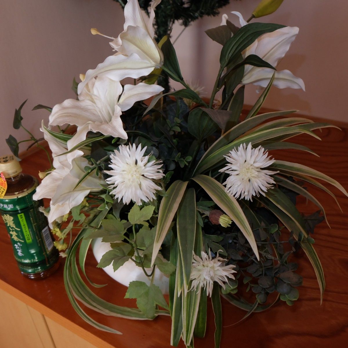 造花 フラワーアレンジメント インテリア 飾り 玄関 百合 ユリ 陶器の鉢