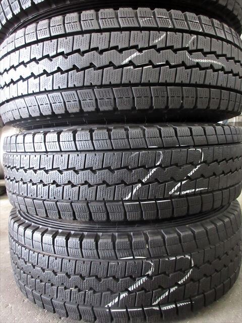 送料無料 スタッドレス 205/75R16 DUNLOP LT03M 22年 エルフ タイタン アトラス TK16×5.5J 116.5-8TC 5穴 再塗装 6本セットの画像9