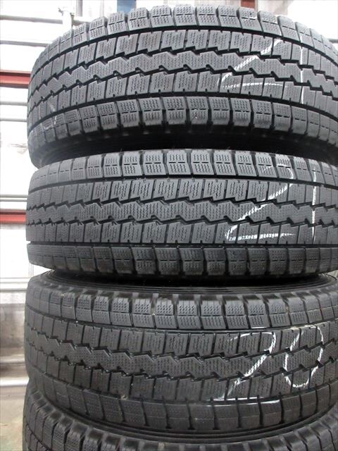 送料無料　スタッドレス　205/75R16　DUNLOP　LT03　20～21年　三菱キャンター　ふそう　新車外しXAC16×5.5K　5穴　美品　6本セット_画像7