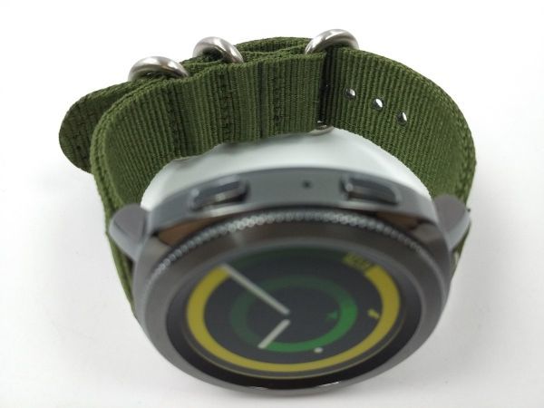 ナイロン製ミリタリーストラップ 交換用腕時計ベルト アーミーグリーン 18mmの画像2