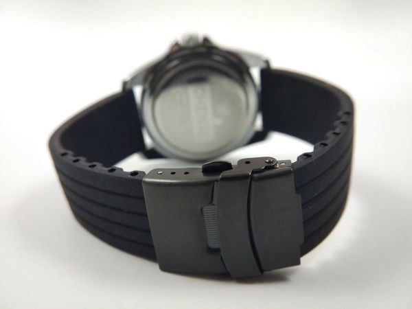 シリコンラバーストラップ 交換用腕時計ベルト Dバックル 黒Xブラック 22mm_画像1