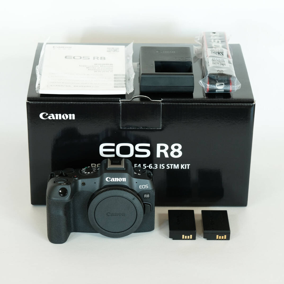 [極美品｜シャッター数3千回以下｜純正バッテリー2個] Canon EOS R8 ボディ / フルサイズミラーレス一眼 / キヤノンRFマウント_画像1