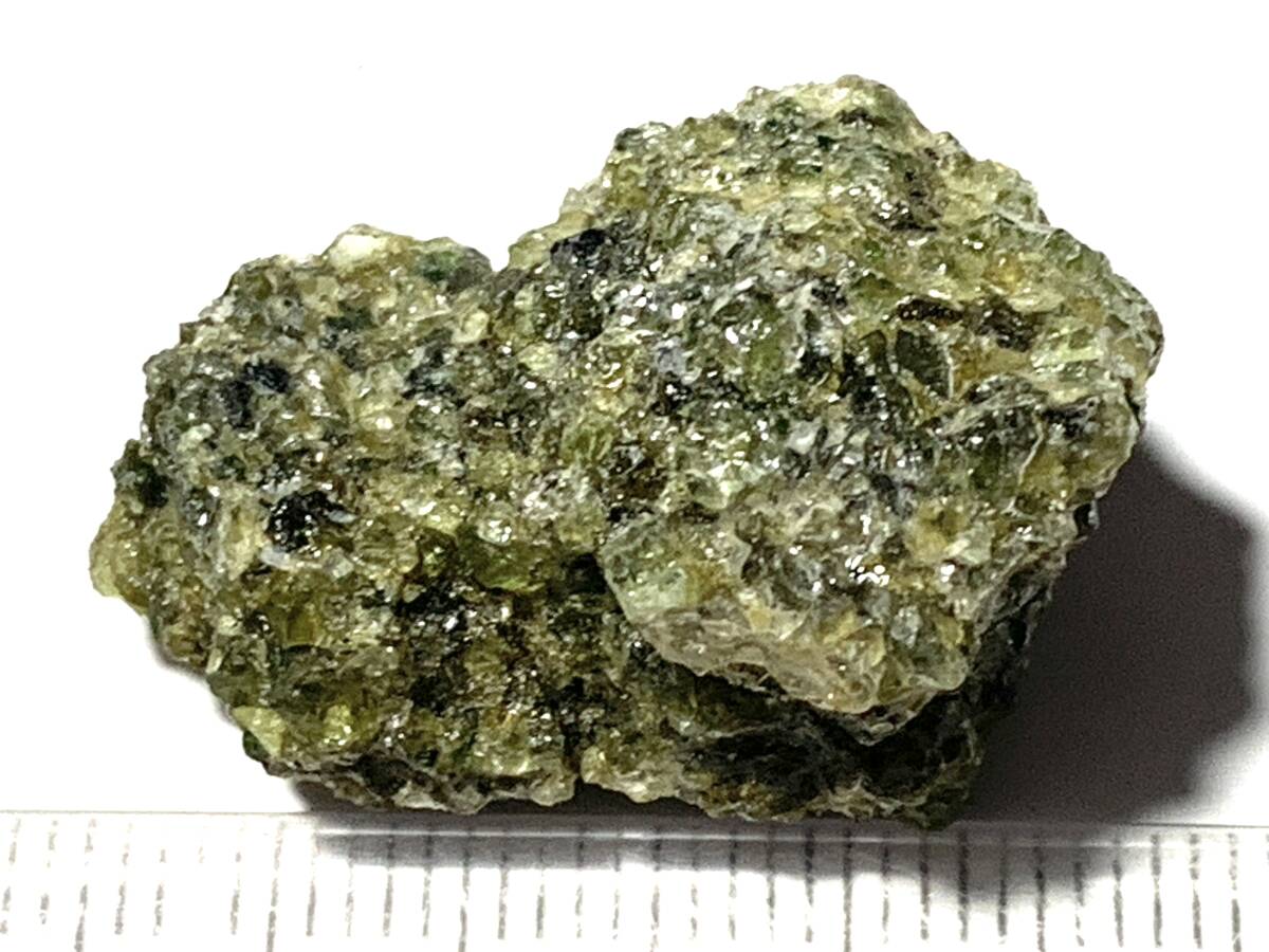 橄欖石（ペリドット）群晶・２・10g（中国産鉱物標本）の画像2