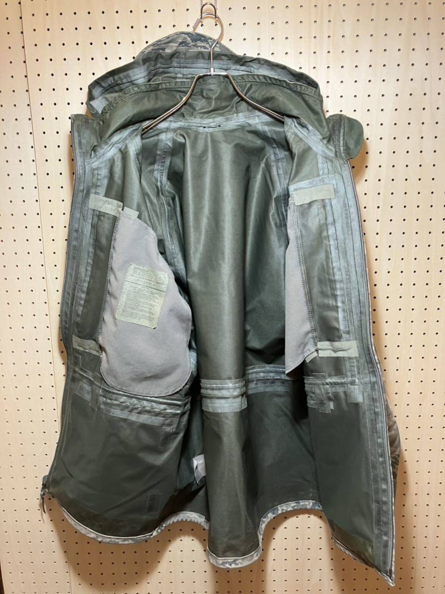 【M/R】08's U.S AIR FORCE APECS digital camouflage GORE TEX Jacket 08年製 米軍 エアフォース デジカモ ゴアテックス パーカー F407_画像3